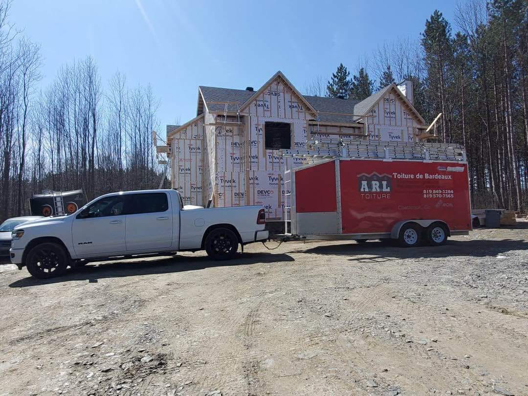Couvreur, entrepreneur en toiture Sherbrooke